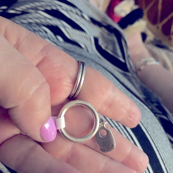 Sterling dangle heart dog tag ring - Picture 4 of 4